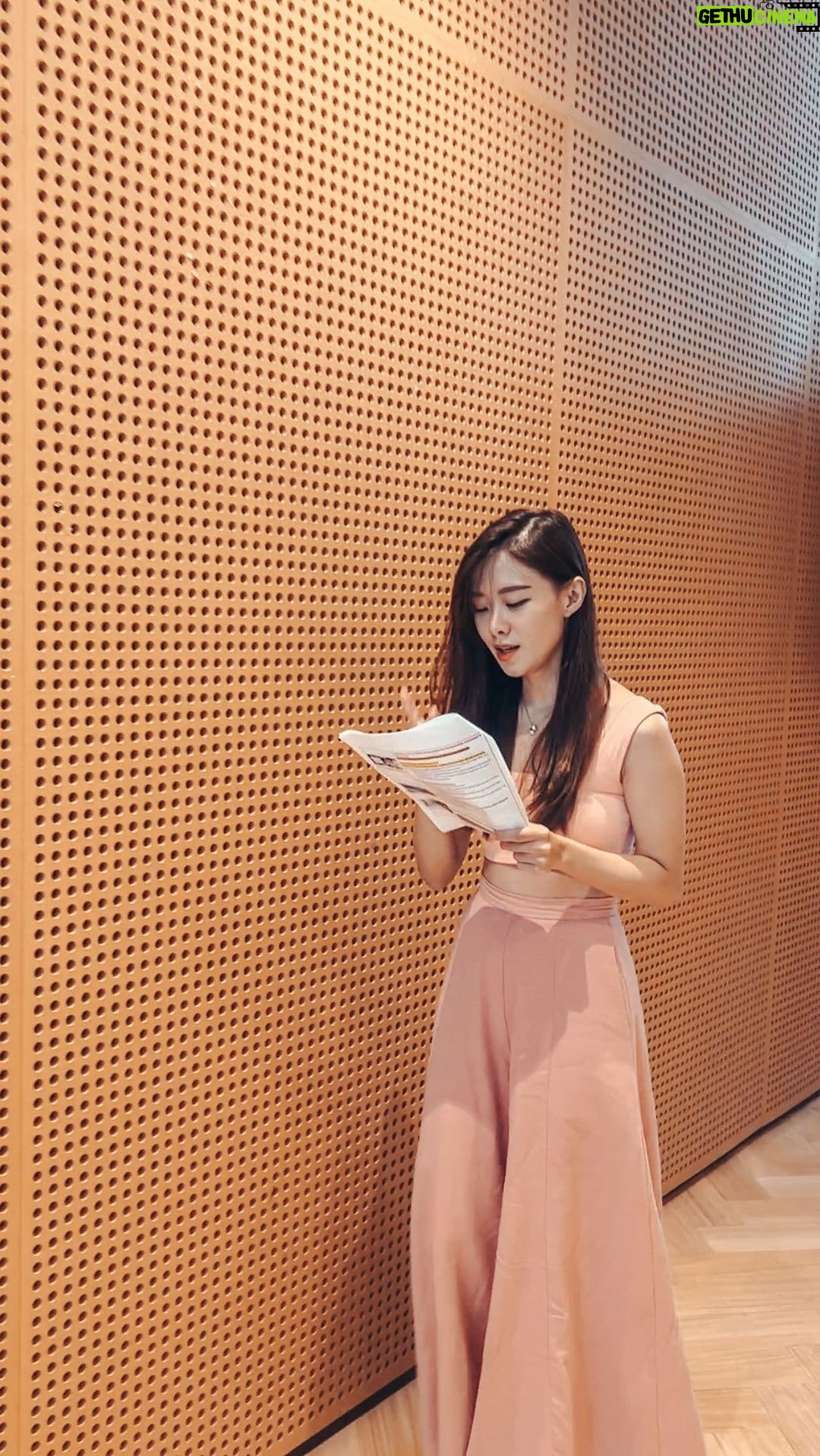 Denise Soong Ee Lyn Instagram - Young kiddos nowadays are so tech savvy and even know how to code! When I was 13, I didn’t understand a thing about coding at all. Catch the series here @theteamtitanofficial YouTube channel! 👩🏻💻 #NYTCIMC