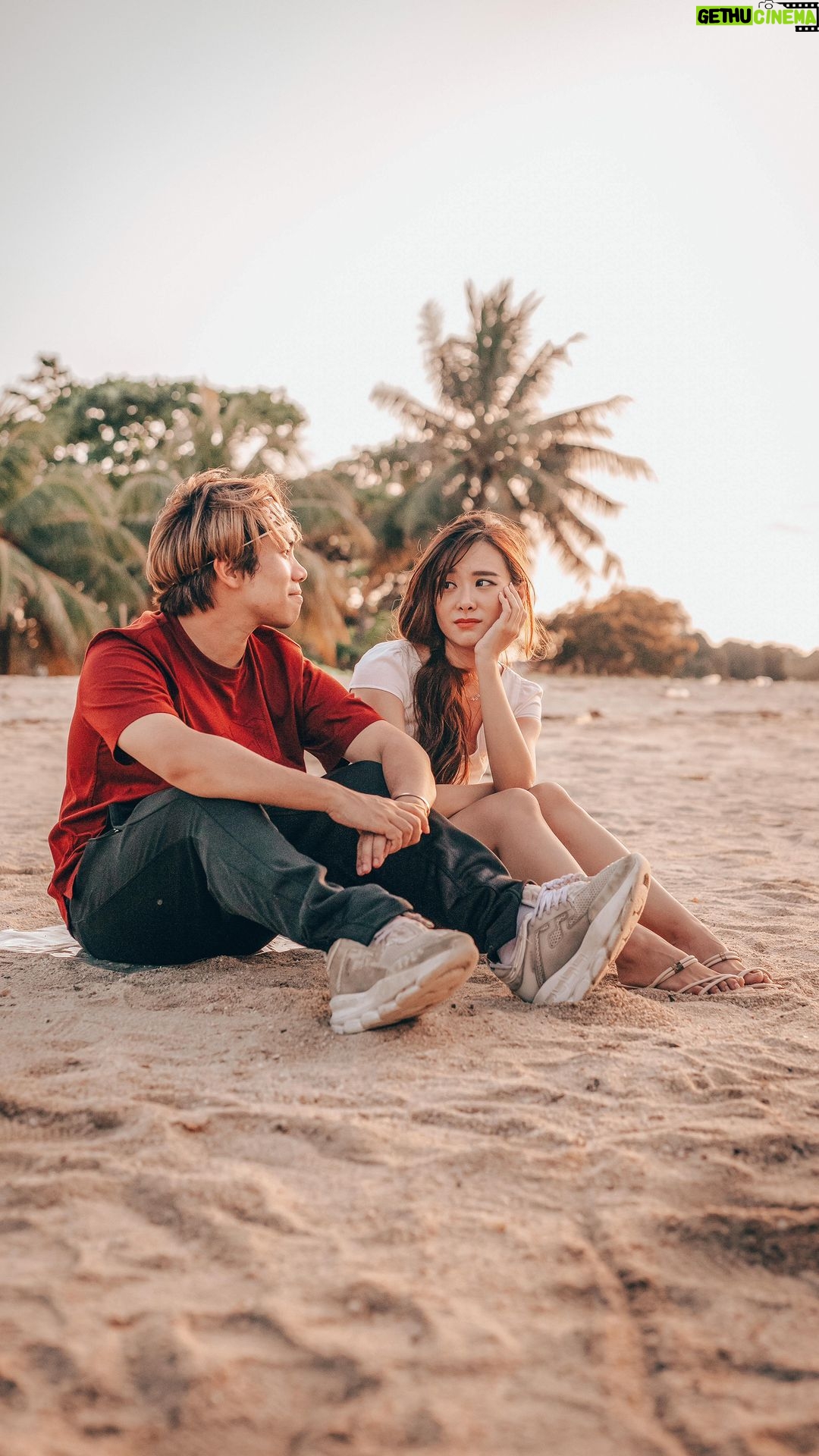 Denise Soong Ee Lyn Instagram - at the end of the world with one of my bestfriends @garenaundawnsgmy #UndawnXTitan
