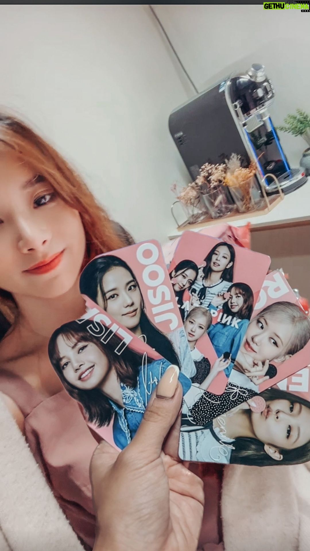 Denise Soong Ee Lyn Instagram - Dream come true for the class, thank u @oreo.mysg @blackpinkofficial 🖤💗