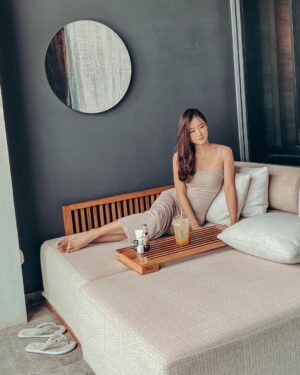 Denise Soong Ee Lyn Instagram - life lately, surrounded by the best people with the kindest hearts ☁️🍓