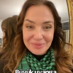 Deniz Uğur Instagram - Ülkemin ve dünyanın tüm gençlerine… 🇹🇷🌍🇵🇸 #BüyükUyanışaHoşGeldiniz