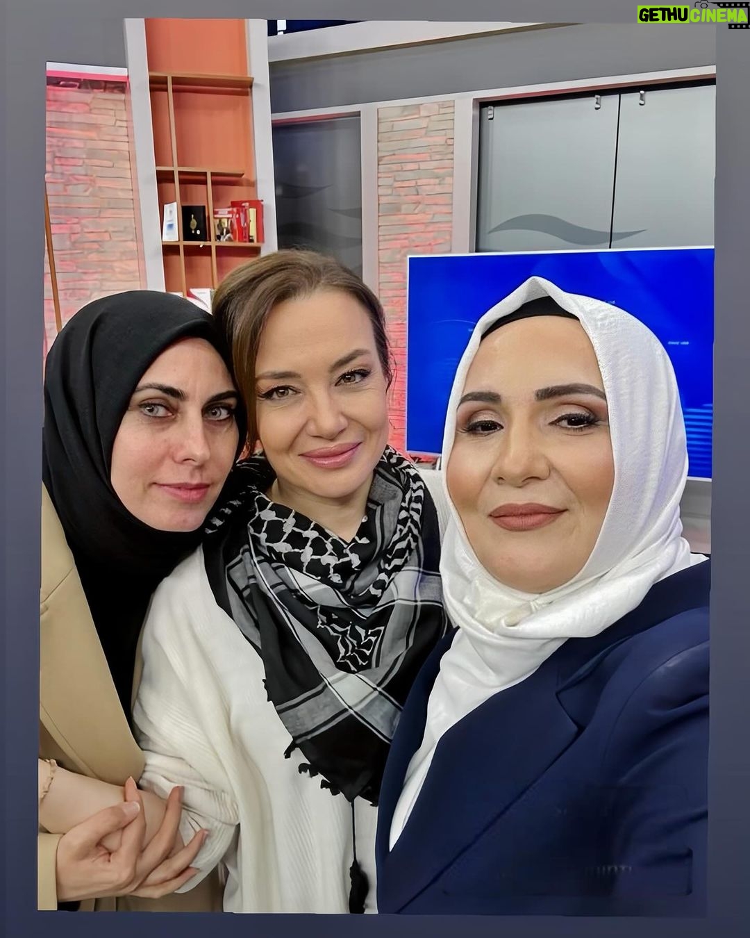 Deniz Uğur Instagram - Sevgiyi paylaşmak gibisi yok❤️❤️ @mimaryaseminturan @hulyabeyazkaya #CanlıYayın sonrası kucaklaşmamız…🇹🇷🌍🇵🇸