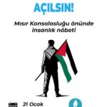 Deniz Uğur Instagram - İnsan olanla olmayanın ayrışmasına neden olan bu süreç bence tarihin en büyük dönüm noktalarından biri olacak. Evet, bir şekilde hayat devam ediyor ama sık sık karnımıza ağrılar girerek, göğsümüz daralarak, midemiz bulanarak, içimiz katılarak devam ediyor. Sahada bin tane algı operasyonu dönse de, aramızda bir sürü maşa, bir sürü sazan, bir sürü kansız olsa da, iyi olan bir şey var: Küresel sistem “gerçekten insan olanların” kendi içlerinde ne yaşamakta olduğunun tam olarak farkında değil. Çünkü insânî hislerimizle empati kuramıyorlar. “Unuttururuz, geçer, bunları yine uyuturuz, kandırırız” diyorlar. Gündem değişecek, konu kapanacak diye bekliyorlar. Sonuçta hepimizin “yahu ben de dünyaya bir kez geliyorum, hayattan keyif almak istiyorum” deyip başımızı başka yöne çevireceğini sanıyorlar. Çünkü daha önce hep böyle oldu. Direnemedik. Ama bu kez farklı. Şimdi âhir zaman. Oyun tersine dönüyor. Bu yüzden şaşırıyorlar. Bence hiçbir dünyevî güç odağı kendine fazla güvenmesin artık. İnsanlar birbirlerinin vicdanına tutunarak sistemi kendi yönetimlerine alabileceğini öğrendi. Birlik olursak, birlikte hareket edersek zalimleri iflas ettirebiliyoruz. Eskiden çok popüler olan bir sürü şeye ilgimizi kaybedip, başka değerleri öne çıkardığımızda hayatın değiştiğini görüyoruz. Mesela, eğer biz maç izlemez olursak ortada futbol kalmaz. Eğer biz abone olmazsak ortada yayın platformu kalmaz. Eğer biz eskiden sevdiğimiz dizilerden buz gibi soğursak, tv’lerde yayınlanacak pahalı reklamlar da kalmaz. Biz önceden iPhone’un yeni modelini trend haline getirdiğimiz gibi, insânî değerleri de trend haline getirebiliyoruz. Sistem herhangi bir şeyi pazarlayıp satmaya muhtaçtır. Buyursunlar iyilik satsınlar. Emin olun bunun da bir formülünü bulmaya çalışıyorlar. <> Direnişe devam. Bunu “tahammül etmek” gibi düşünmeyin, Allah’a güvenin. O bize hep yol gösterecek. İlâhî adaletin nasıl tecellî ettiğini de HEP BİRLİKTE göreceğiz. Hiç şüphesiz☝🏼 #BüyükUyanış