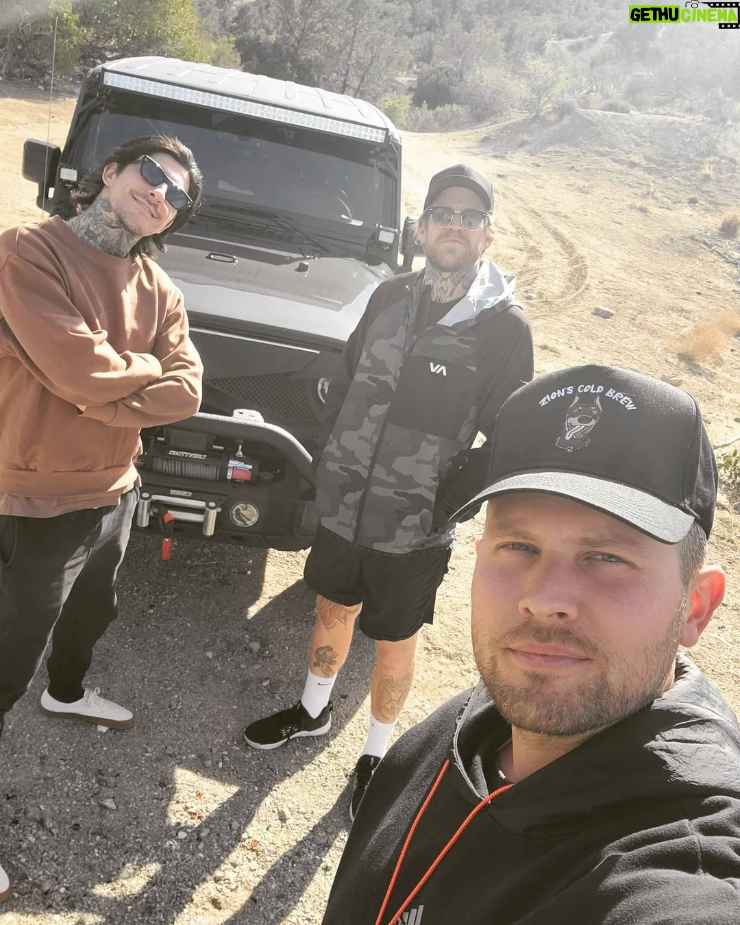Dennis Jauch Instagram - Epic day offroading with the homies @danielbamdad & @coryjameshair . Fun fact: When you drive down a mountain not all trails are really trails. We had to learn it the hard way š Palm Desert, California