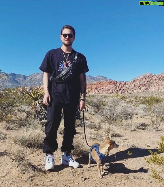 Dennis Jauch Instagram - Happy Sunday from the desert 🏜 Red Rock Canyon