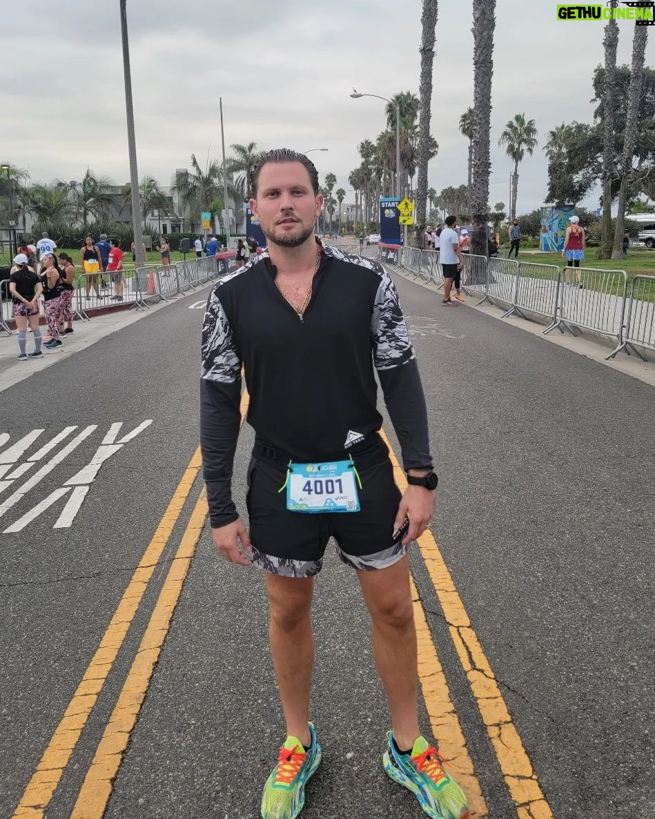 Dennis Jauch Instagram - Decided to run the #santamonicaclassic 10k today in preparation for next week's triathlon. Glad I'm able to share this experience with my new training partner @eventuelt83 . Been doing these races totally solo for the past 10years so to be able to find another maniac that thinks alike is priceless. Today was a great race and I'm charged for next weekend 🙏🏻💥 Santa Monica Classic