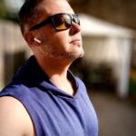 Denys Rodnianskyi Instagram – Коли настане день
Закінчиться війна…
Там загубив себе
Побачив аж до дна…
