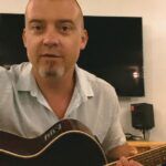 Denys Rodnianskyi Instagram – Одразу хочу звернути вашу увагу на те, що війна ще не скінчилася.
Підтримайте нашу ініціативу «Добророби», і перекиньте скільки можете на допомогу нашим воїнам. Реквізити на сторінці мого друга @mikhailzhonin 

А тепер про пісню:

А ви знали, що нащі предки трипільці спалювали своє житло кожні 50 років…Щоб спалити стару технологію, стару енергетику, і застарілі цінності… 
Вони знали про те, що ми вважаємо новітніми знаннями 9000 років тому!!! 
«Може це час для того, щоб старі шляхи померли…»
У кожного свій час для «Maybe it’s time” let the old ways die…
#denysrodnianskyi