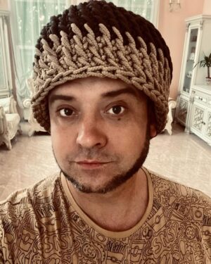 Denys Rodnianskyi Instagram - Возвращение бороды #денисроднянский
