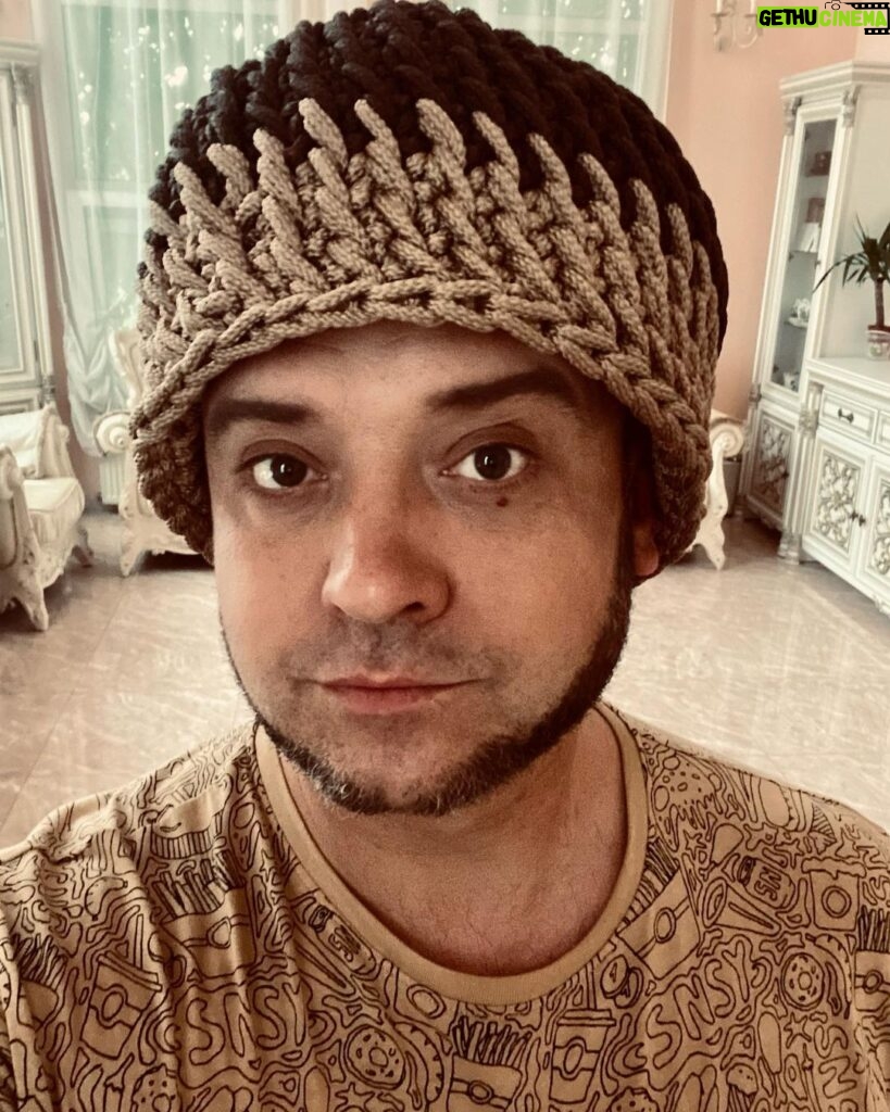 Denys Rodnianskyi Instagram - Возвращение бороды #денисроднянский