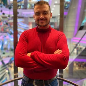 Denys Rodnianskyi Instagram - Бегите к мечте! Не можете бежать, идите к ней. Не можете идти, лягте в направлении мечты, и набирайтесь сил для движения!

Первый месяц моей большой трансформации позади.
Я уже лежал, уже шёл. Теперь пришло время бежать. 
В следующие несколько месяцев, я на собственном примере покажу вам, как (даже в Категории 40+) перестать «плыть по течению» и стать хозяином собственной судьбы.
Бесконечно благодарен вам за океан поддержки, который вы все мне оказали за этот месяц. Марафон продолжается!!!
Дальше - больше!
Подключайтесь, становитесь лучше, берите от жизни больше!
Ваш ДР
#денисроднянский #едадэна #тренядэна