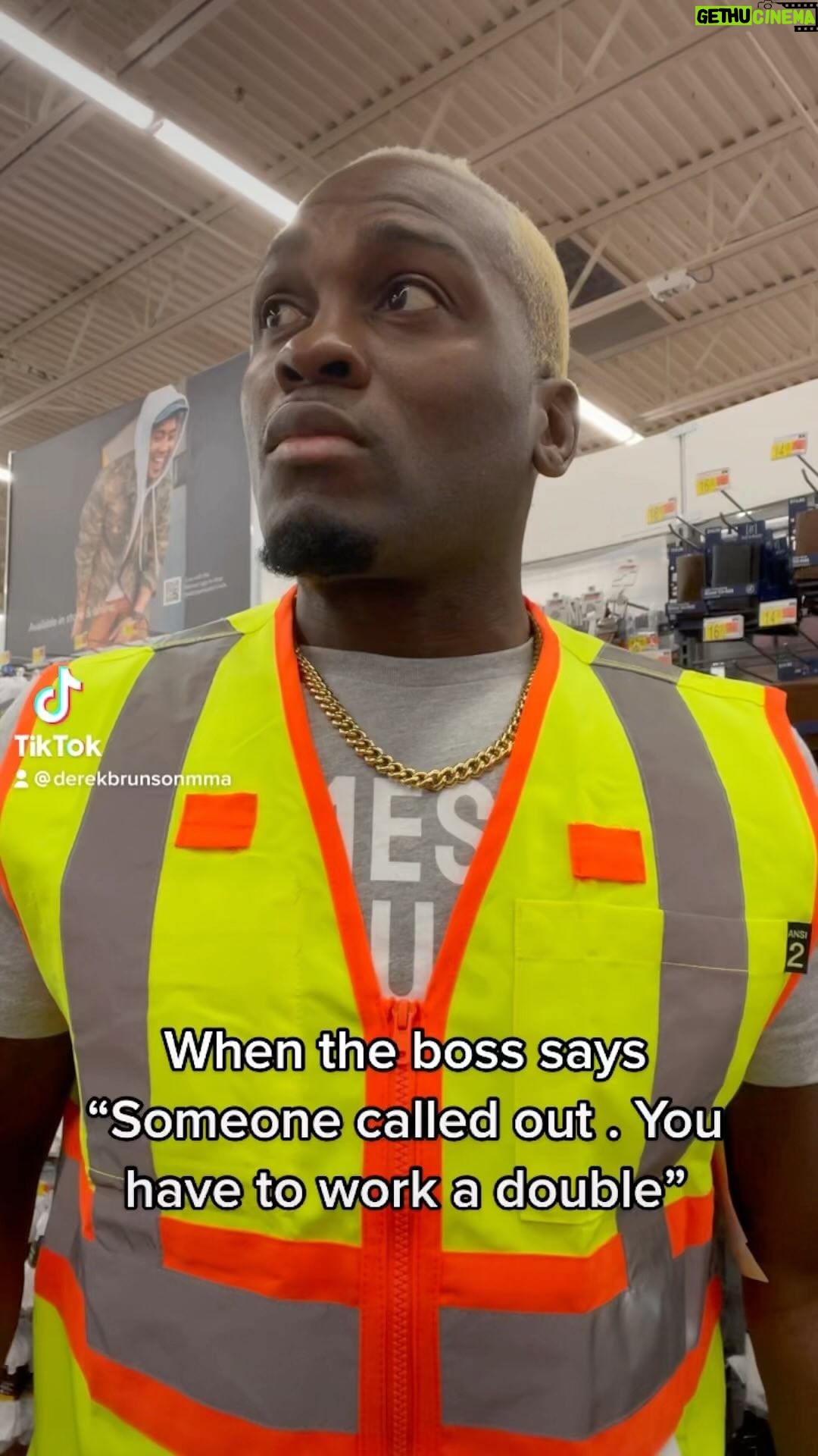 Derek Brunson Instagram - When the boss says “Someone called out, you have to work a double” 😂😂😂 Fort Lauderdale, Florida