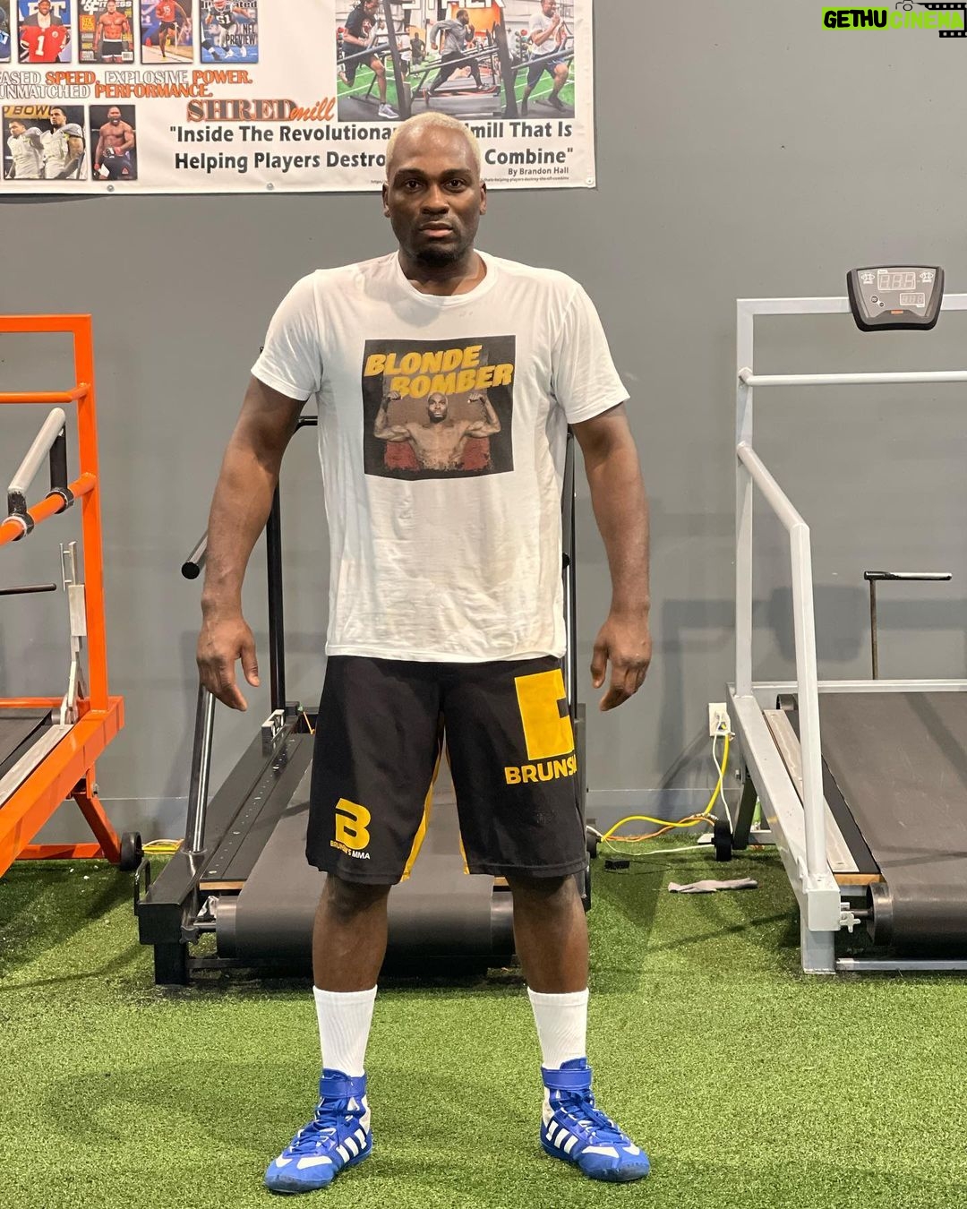 Derek Brunson Instagram - Last session in the books . One of my best camps and in the best shape ever . Ready to push . One week we ride #BlondeBrunson 🏆 Fort Lauderdale, Florida