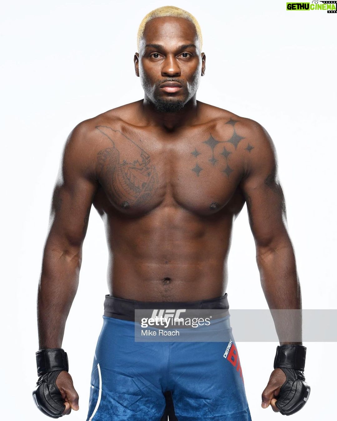 Derek Brunson Instagram - Lets be honest . Name a more iconic fighter than Blonde Brunson 😤😤😤 Orlando, Florida