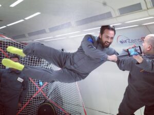 Derek Muller Instagram - I'M IN ZERO-G!!!
New video: ve42.co
