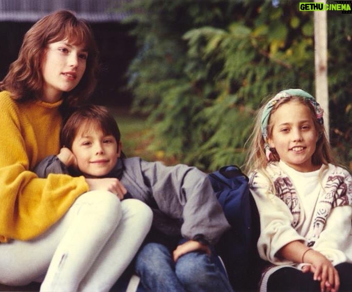 Derek Muller Instagram - #flashback waaaaaaay back. So lucky to have such great sisters, my first real teachers (they forced me to play 'school' and I was always the student)
