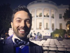 Derek Muller Instagram - I’m not voting.
I can’t, I’m not American. But several years ago, some very nice people invited me to the White House anyway. So if you can vote, maybe you should.