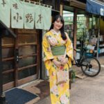 Devi Kinal Putri Instagram - enjoy my family photo shoot session with @sweet.escape team! di Asakusa dengan kimono. helpfull dan santai banget, cocok lah untuk foto keluarga supaya ada foto sama-sama yang proper hihihi . Pake promo aku ya! KINAL10 (10% off + 10 extra downloadable photo quota for photoshoot in all available SweetEscape destinations) #family #asakusa #japan