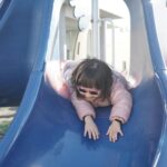Devi Kinal Putri Instagram - seneng banget banyak playground gratisan🙏🏻😭🩷🤣 Urayasu