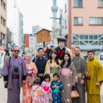 Devi Kinal Putri Instagram - enjoy my family photo shoot session with @sweet.escape team! di Asakusa dengan kimono. helpfull dan santai banget, cocok lah untuk foto keluarga supaya ada foto sama-sama yang proper hihihi . Pake promo aku ya! KINAL10 (10% off + 10 extra downloadable photo quota for photoshoot in all available SweetEscape destinations) #family #asakusa #japan