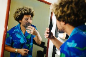 Devon Gilfillian Instagram - Life has truly been a dream lately. 🥲 Thank you to @mymorningjacket for inviting us to open these shows. Atlanta, you were fire, and @removador, thank you for making my dream of singing “Only Memories Remain” with you come true 🙏🏾. Let’s do it again in St. Louis, tomorrow🤘🏽💛🤘🏽

📸: @ross.bustin