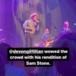 Devon Gilfillian Instagram - It was an absolute honor to perform “Sam Stone” for the @john_prine You Got Gold Tribute last night. 🙏🏾John’s legacy continues through so many artists and fans around the world, and I’m so happy to be one small part of that. Also - Tom Hanks said he loved my rendition and wants to steal my moves 💀💀💀 📸: @rettrogers (3) Ryman Auditorium