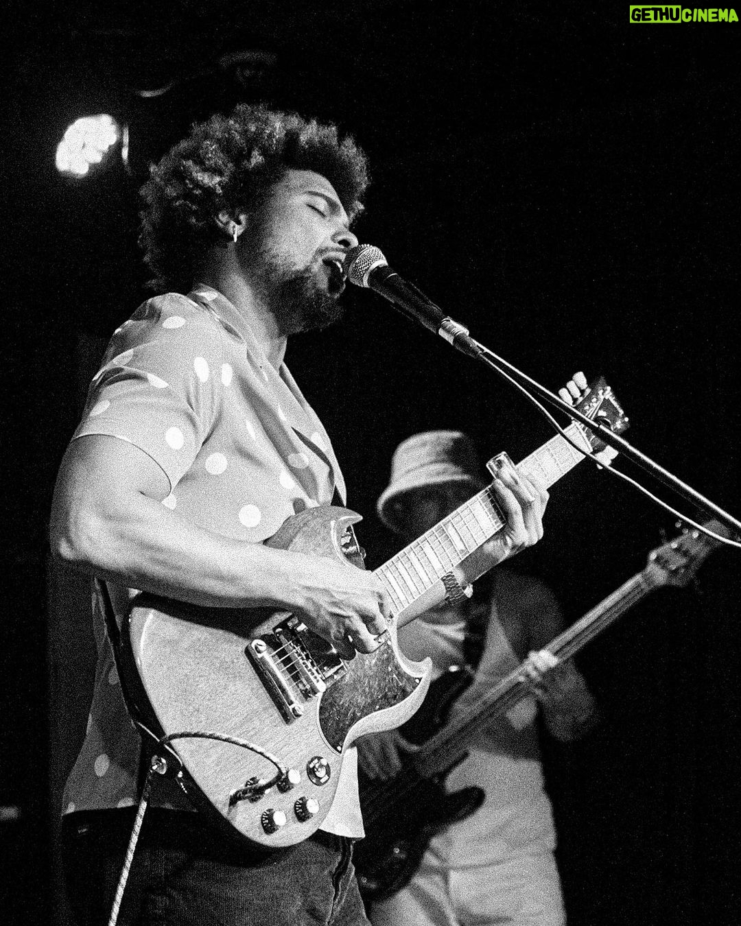 Devon Gilfillian Instagram - Toronto, we almost didn’t make it, but you were a dream. Tomorrow, we’re in NYC at @racketnewyork. The amazing @ohhedead kicks it off at 8pm. Can’t wait to see y’all in the city that never sleeps 🤘🏾🔥💃🏾 📸: @lissy.chong Love You Anyway Shows this week: ^09.25 - New York, NY - @racketnewyork ^09.28 - Boston, MA - @thesinclair ^# 09.28 - Philadelphia, PA - @bbowlphilly 09.29 - Ocean City, MD - @oceanscallingmd 10.01 - Memphis, TN - @memphofest ^ @ohhedead # @ryangilfillian