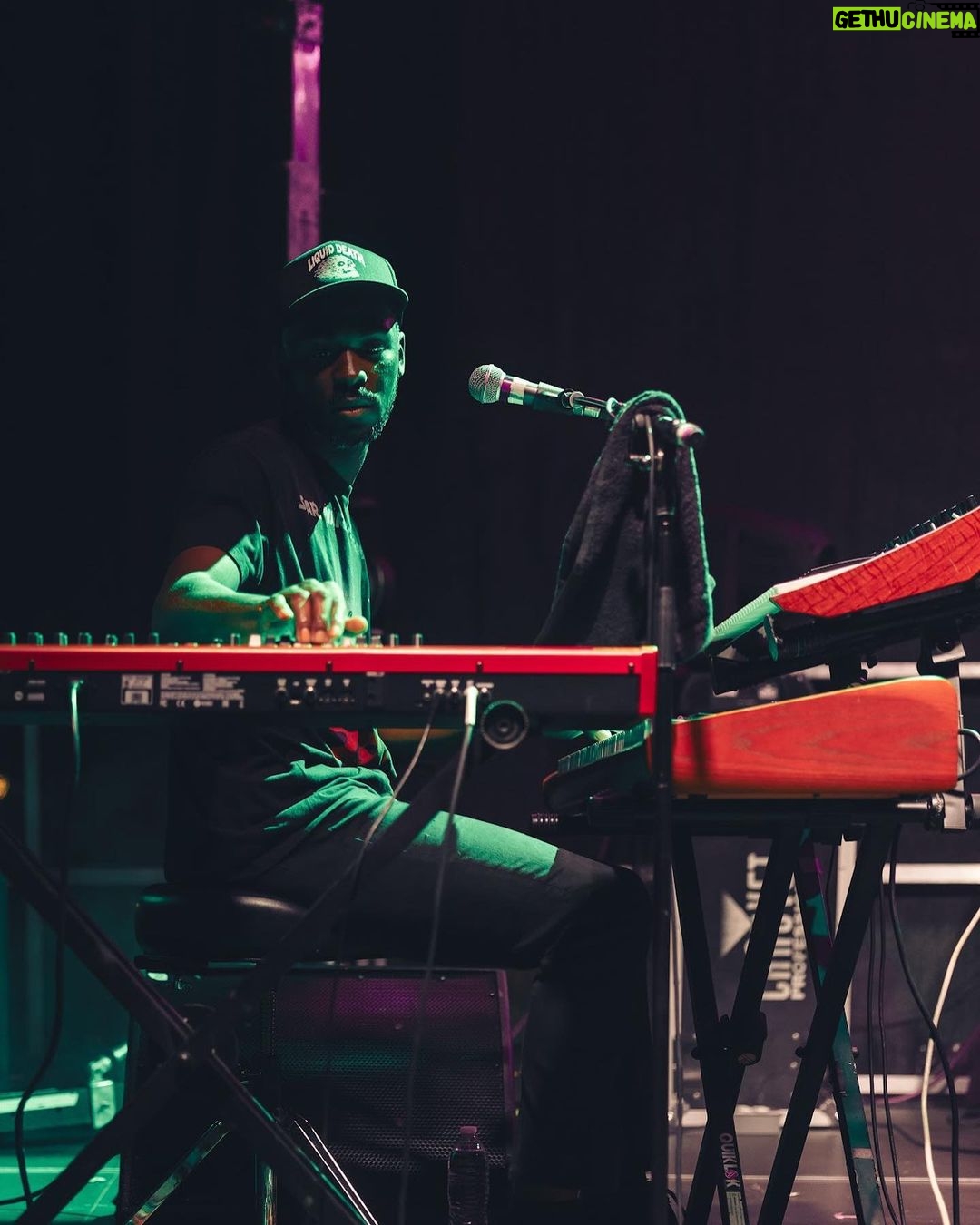 Devon Gilfillian Instagram - NORTHEAST - we’re coming for you. Pittsburgh, you’re up tomorrow. 🙏🏾Check the dates below and get your tickets in bio💜 September shows: ^% 09.21 - Pittsburgh, PA - @thunderbirdmusichall ^ 09.22 - Ann Harbor, MI - @the_ark_ann_arbor ^ 09.23 - Toronto, ON - @thedrakehotel ^ 09.25 - New York, NY - @racketnewyork ^ 09.28 - Boston, MA - @thesinclair ^# 09.28 - Philadelphia, PA - @bbowlphilly ^ @ohhedead % @dpisband # @ryangilfillian 📸: @tonechasing