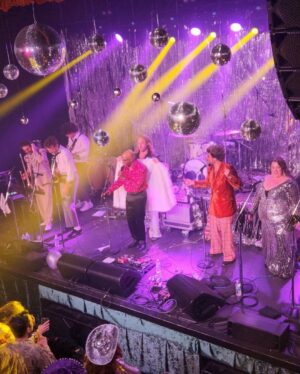 Devon Gilfillian Instagram - Wow, I feel like I just woke up from the insanity that was Sunday night. I can’t believe how perfect everything turned and and what a blast it was 😭. To all of the artists who transformed themselves into disco gods (IG won’t let me tag everyone 😩), thank you so much for making Sunday night extra special. To my band, y’all are legends for learning these tunes so quickly and executing the fugk out of them, thank you. Thank you @jonathansmalt for organizing and herding all the disco cats. Thank you @omgigi for turning @eastsidebowl into a Disco club from 1978 🪩. Most of all, I can’t thank everyone enough that came out to ring 2024 in with us. Should we run it back next year??? Love you and happy new year! 🎊🕺🏽💃🏽