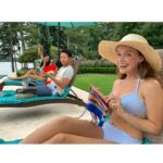 Devon Hales Instagram - Abril’s **PwrPnt Prsnttn** ft: @charityfaith @easygreazy @piercelackey and some super chic self-tanner containment devices #aprilhelpssickkidsthroughchrist #twitterthisisforyou