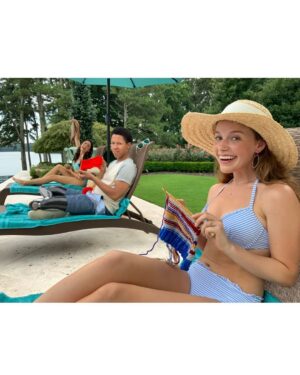 Devon Hales Instagram - Abril’s **PwrPnt Prsnttn** ft: @charityfaith @easygreazy @piercelackey and some super chic self-tanner containment devices #aprilhelpssickkidsthroughchrist #twitterthisisforyou