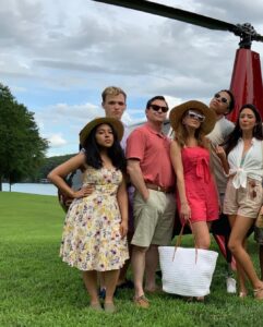 Devon Hales Instagram - Abril’s **PwrPnt Prsnttn** ft: @charityfaith @easygreazy @piercelackey and some super chic self-tanner containment devices #aprilhelpssickkidsthroughchrist #twitterthisisforyou