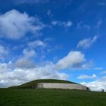 Devon Hales Instagram – 🇮🇪! Brú na Bóinne – Newgrange and Knowth