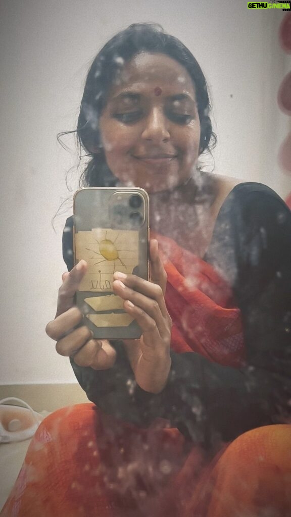 Dhanya Ananya Instagram - The work , the process …learning , growing, unlearning , falling , trying , keep going…. How wide your world becomes and how small your world becomes … enjoying the rawness of being a human; of being an actor #iwonder #actor @therukural @ofrooooo am in love with this song #thamizhachi தமிழச்சி ♥️