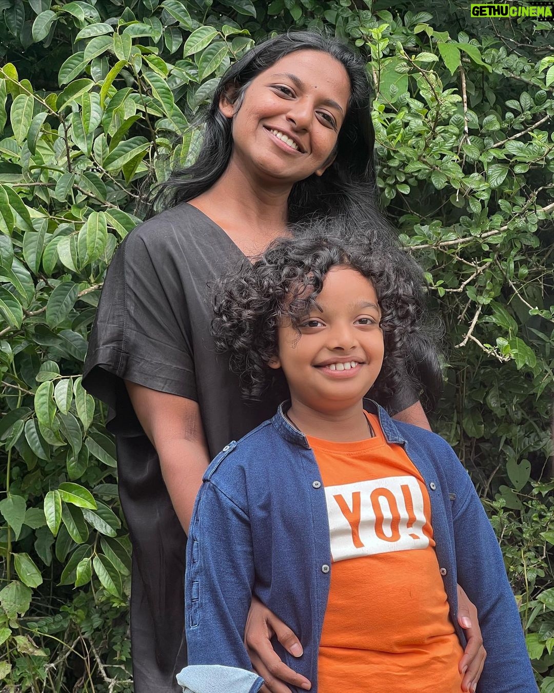 Dhanya Ananya Instagram - Got a cute friend and wonderful co-actor. Appu keep growing ♥️ Mananthavady, India