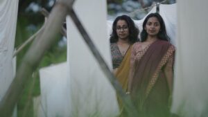 Dhanya Ananya Instagram - I am my own muse!

Dop : @rahim_ibn_rasheed 
inframe: @kanmaniii3 @shilpachandran__ 
location : mattanchery 

#fridakahlo #sari #portraitphotography #streetphotography #tamil #mattancherry