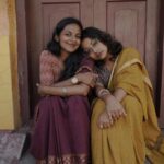 Dhanya Ananya Instagram - I am my own muse! Dop : @rahim_ibn_rasheed inframe: @kanmaniii3 @shilpachandran__ location : mattanchery #fridakahlo #sari #portraitphotography #streetphotography #tamil #mattancherry Mattancherry