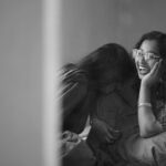 Dhanya Ananya Instagram - After rain🖤 dop: @rahim_ibn_rasheed inframe: @kanmaniii3 @shilpachandran__ #fortkochi #sariday #womenhood #feelingaesthetic Fort Kochi