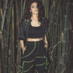 Dhvani Bhanushali Instagram - Hold on and hear Hold on 🫶 📸 @baricci Outfit - @houseofdk Jewellery- @tribebyamrapali Styled by - @who_wore_what_when Hair by : @anila_hairandmakeup Makeup by : @mitavaswani