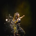 Dhvani Bhanushali Instagram - The moon looked stunning and so did we ❤️ 📸 @baricci 💎