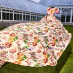 Di Mondo Instagram - 7pm “Always Spring @nybg / Siempre Primavera @nybg ” #Spring #Strawberry #Flowers #NYBG #DiMondo Thursday February.2.2023 #NewYork Headpiece: @ericjavits Cape: @guillermocouture Pics: @adriannina Edit: @_alisa_grabko_ @instagram New York Botanical Garden