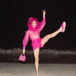 Di Mondo Instagram - 8:37pm “beautiful evening for a good cause @unicef @luisaviaroma / bella noche por una buena cause @unicef @luisaviaroma ” #LVRxUNICEF #Unicef #Pink #ValentinoPinkPPCollection #Valentino #EricJavits #DiMondo Friday December.30.2022 #SaintBarths Headpiece and handbag: @ericjavits Outfit: @pppiccioli @maisonvalentino Photo: @shkylar @pantone @instagram Saint Barthélemy, the Caribbean Islands