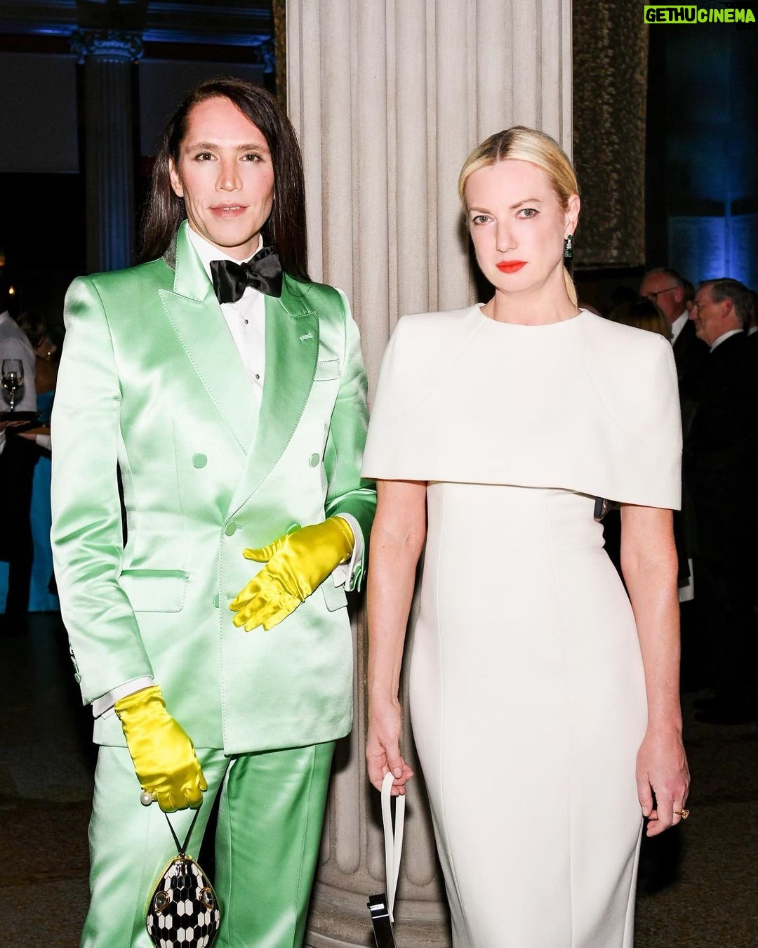 Di Mondo Instagram - 8:44 “3 weeks ago I attended the @metmuseum acquisition gala / 3 semanas atrás asistí a la gala de adquisiciones del @metmuseum ” #TheMet #Blacktie #Gucci #DiMondo Wednesday December.28.2022 #NewYork Photo: @varlamov_roman Edit: @_alisa_grabko_ @instagram New York, New York