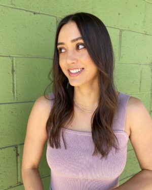 Dia Frampton Instagram - If you’re in LA and your hair needs some love, hit up my insanely talented, brilliant friend, @itsrebeccacampbell ❤️❤️❤️ She is a wizard with scissors 🥰(Also, a free therapy session included). 😂😅😂 @summerhourssalon 

Hair cut and styled by @itsrebeccacampbell 💇🏽‍♀️🌸