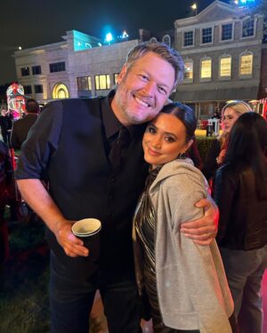 Dia Frampton Instagram - What a wild and beautiful night. I'm so grateful and honored to be a part of @blakeshelton ‘s very last show on @nbcthevoice ❤️ I can't believe it's been twelve years since I hit that stage. I was just 22 years old and scared shitless the entire time. Blake always made me feel safe and capable and hopeful. 12 years. Wow. Time really does fly.  So many memories came back to me when I walked on stage. Even the smell of the sound stage was so familiar. Like artificial rain and cold cement and fog machines. I weirdly love that smell. I feel like it'll be futile to try to express how much Blake means to me and how drastically he has changed my life... I honestly don't know where to start. I love Blake. His kindness, generosity, humor, empathy and talent have touched many people across the world. I'm so grateful to have shared the stage with him and to have spent time with him on the road. Love you, man! ❤️

Huge shoutout and thank you to: @thevoicewardrobe & @voiceglam @theadorable1 @hairbyregina for the fabulous hair, makeup and glam. 🥰🥰🥰