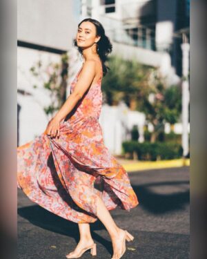 Dia Frampton Instagram - Had a rough week.  A very rough week. But man oh man, did my friends come through. Love the good people around me and so grateful for our little village ❤️😌❤️😌

📷 the amazingly talented @plusfox_