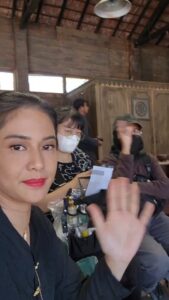 Dian Sastrowardoyo Instagram - Most people don't want to be part of the process, they just want to be part of the outcome. But the process is where you figure out who's worth being part of the outcome. Kepada seluruh crew dan cast Gadis Kretek, thank you for all the love and support to your craft and to keep inspiring me to do my best. Such a dream project to be in. Thank you, thank you, thank you. #gadiskreteknetflix #cigarettegirlnetflix #memoriesfrommyphone