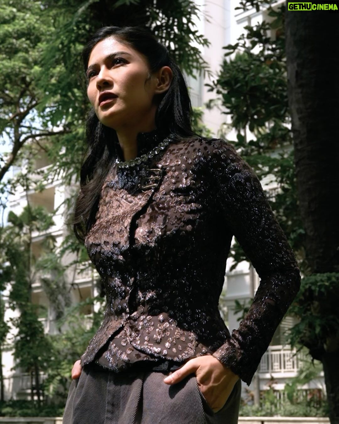 Dian Sastrowardoyo Instagram - Driven by a shared inspiration of Jeng Yah’s charismatic figure and compelling narrative from the critically acclaimed ‘Gadis Kretek’ series, costume designer @hagaipakan and @therealdisastr, who portrayed the role of Dasiyah, aspire to craft a response, channeling their gratitude and acknowledging the appreciation through this latest edition of SAPTOJO editorial. Read the full article via link in bio. Dian Sastrowardoyo wears a custom Kebaya Janggan embroidered with lurex and velvet, paired with double-waisted Amba pants, both in in Agro Dolce colorway. Photographer: @bramsky.bramsky Fashion Stylist: @hagaipakan Makeup Artist: @ryanogilvy Hair Stylist: @iwanetaufik_hair Location: @thedharmawangsa #SAPTOJOHeritage #SAPTOJOBerkain #SAPTOJOEditorial