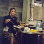 Dian Sastrowardoyo Instagram – Tertangkap camera jadul @lablabalaba dengan guratan warna kehidupan malam negara Asia. Kira-kira apa cerita di balik gambar ini? Apakah menu yg mbak ini makan? Kira-kira berapa banyak porsi yg dipesan? Oh siapakah kawan-kawannya di sana yg berpose di tengah kerlap kerlip lampu di Haeundae. Teruskan ceritanya di caption!