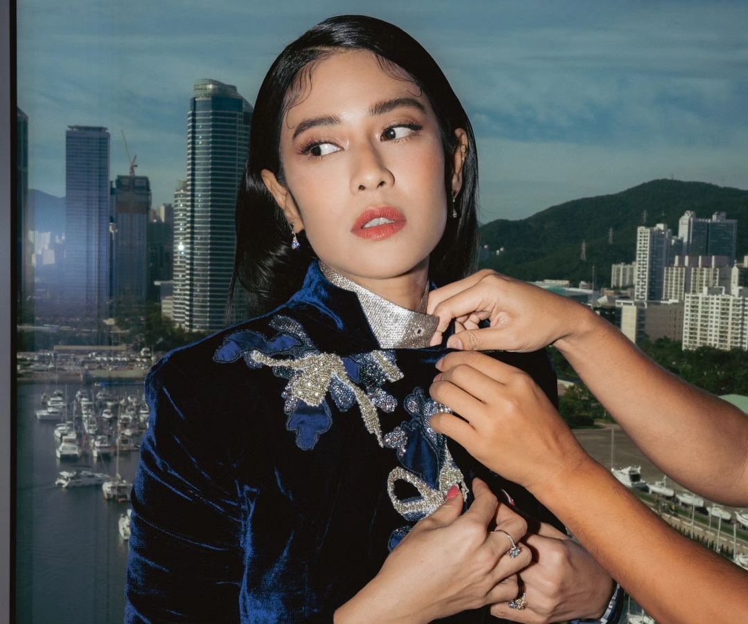 Dian Sastrowardoyo Instagram - Prep for opening night #BusanInternationalFilmFestival2023 Busan International Film Festival